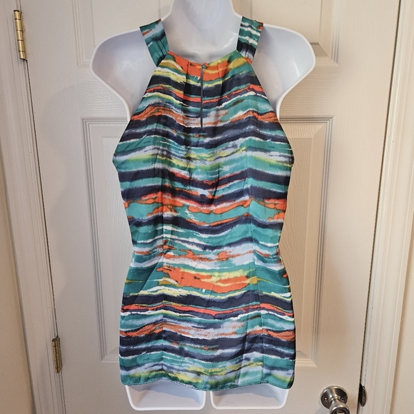 🔥Violet & Claire Water Color Halter Style top size medium - Picture 2 of 8